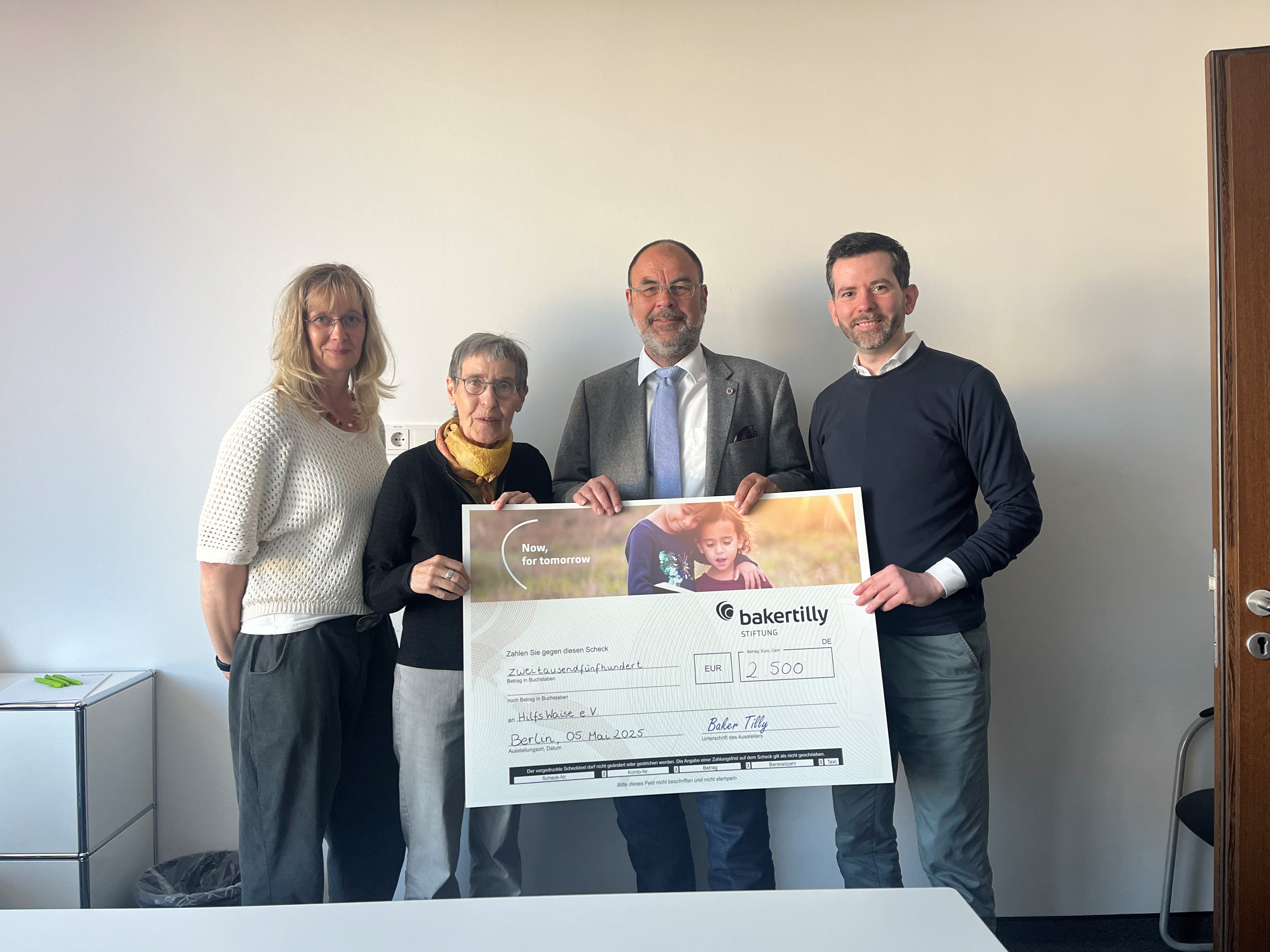 Baker Tilly spendet 2.500 Euro